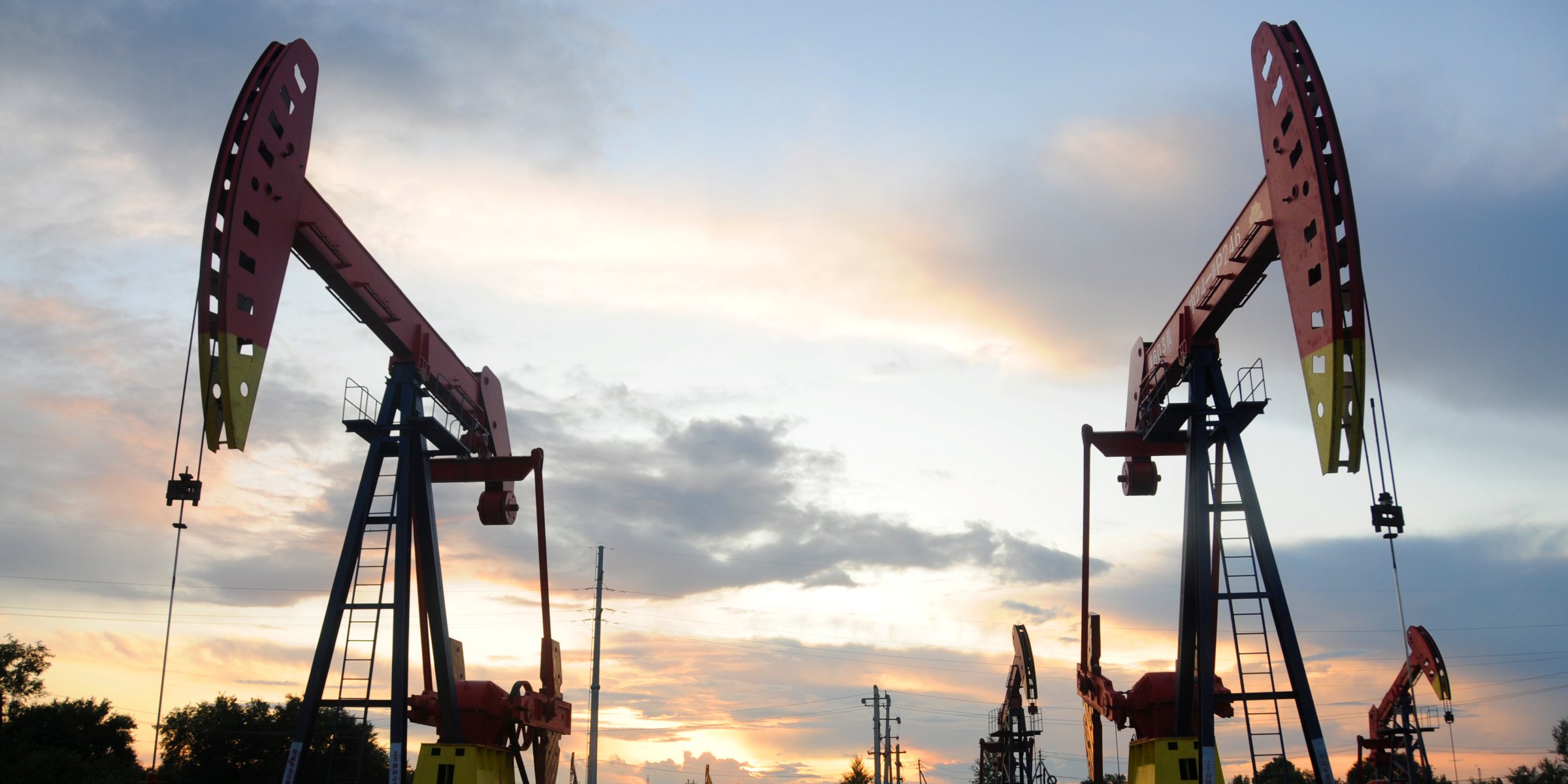 oil tensions inventories prices pace
