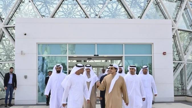 sheikh zayed mosque grand visitor