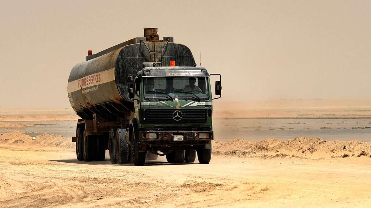 kuwait oil operation heavy project