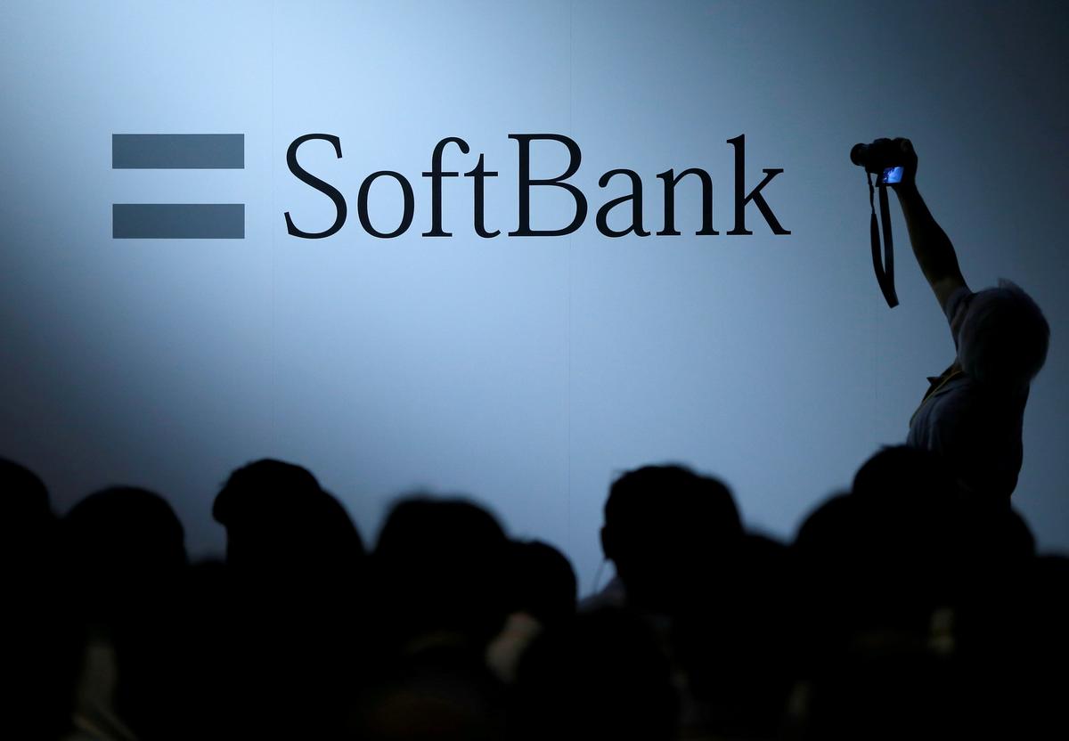 softbank fund profit vision losses