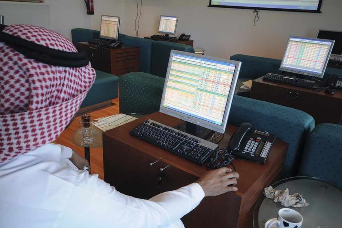 saudi banks fitch oil prices