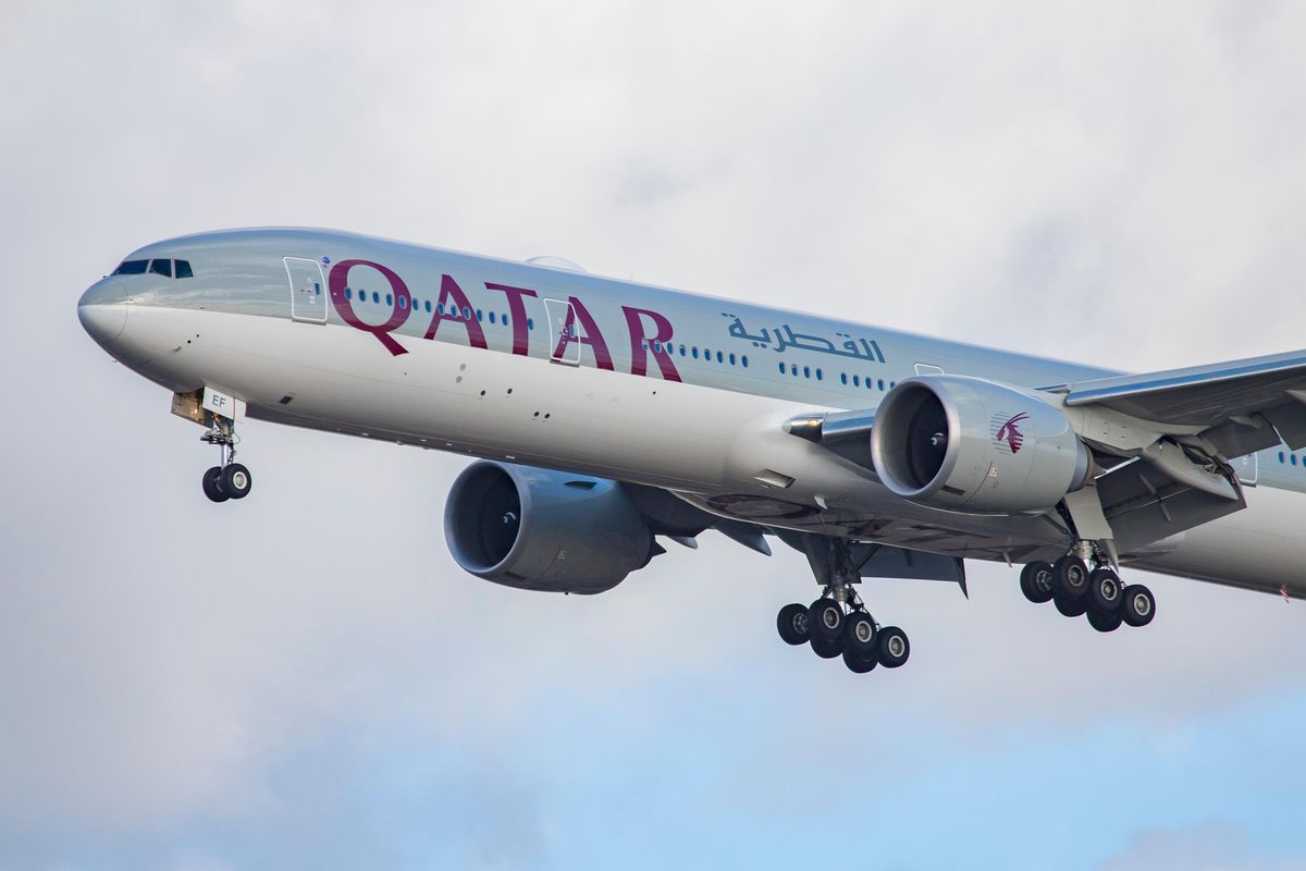 qatar airways cities many aircraft