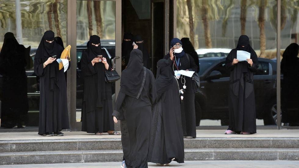 saudi workforce role women bpercentb