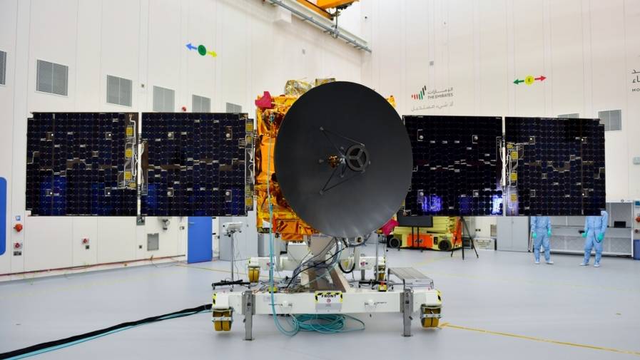 uae mars hope probe launch
