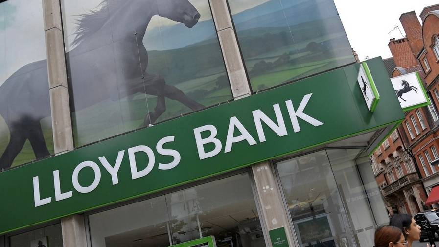 lloyds bank mortgage customers pounds