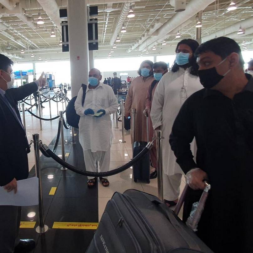 uae envoy pakistan flights outbound