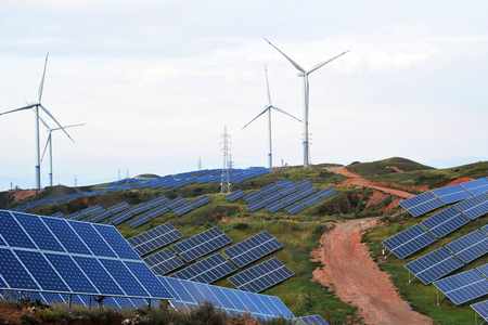 abu-dhabi solar power consortium world