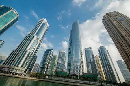 dubai real-estate city choice investors