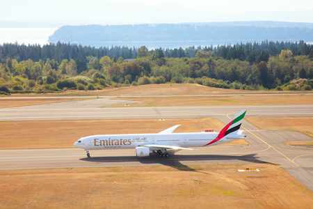 flights emirates destination resumes europe