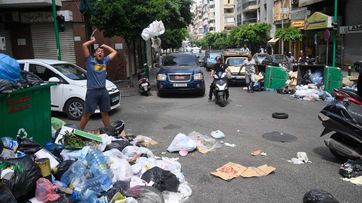 lebanon rubbish crisis economy covid