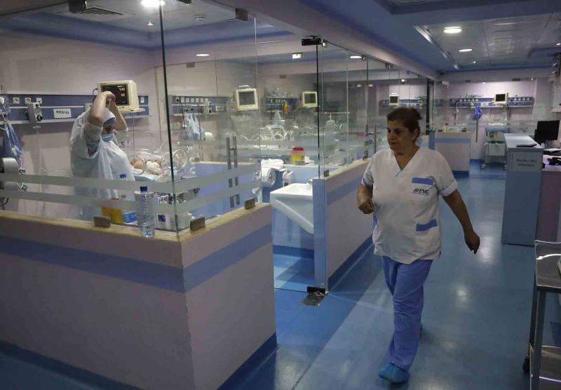 lebanon hospitals financial pressure country